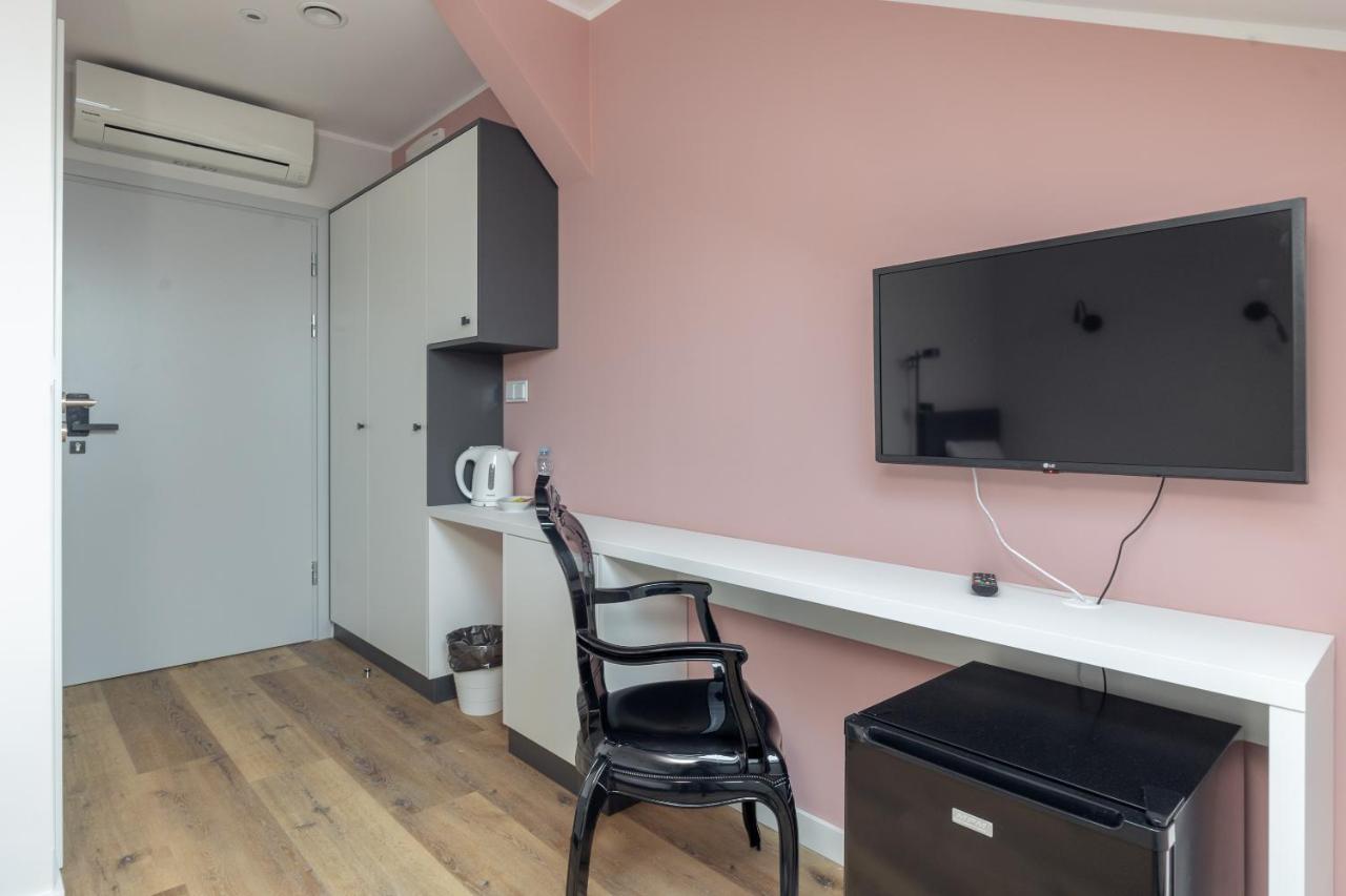 Ae Hostel Nowy Swiat Warszawa Exteriör bild