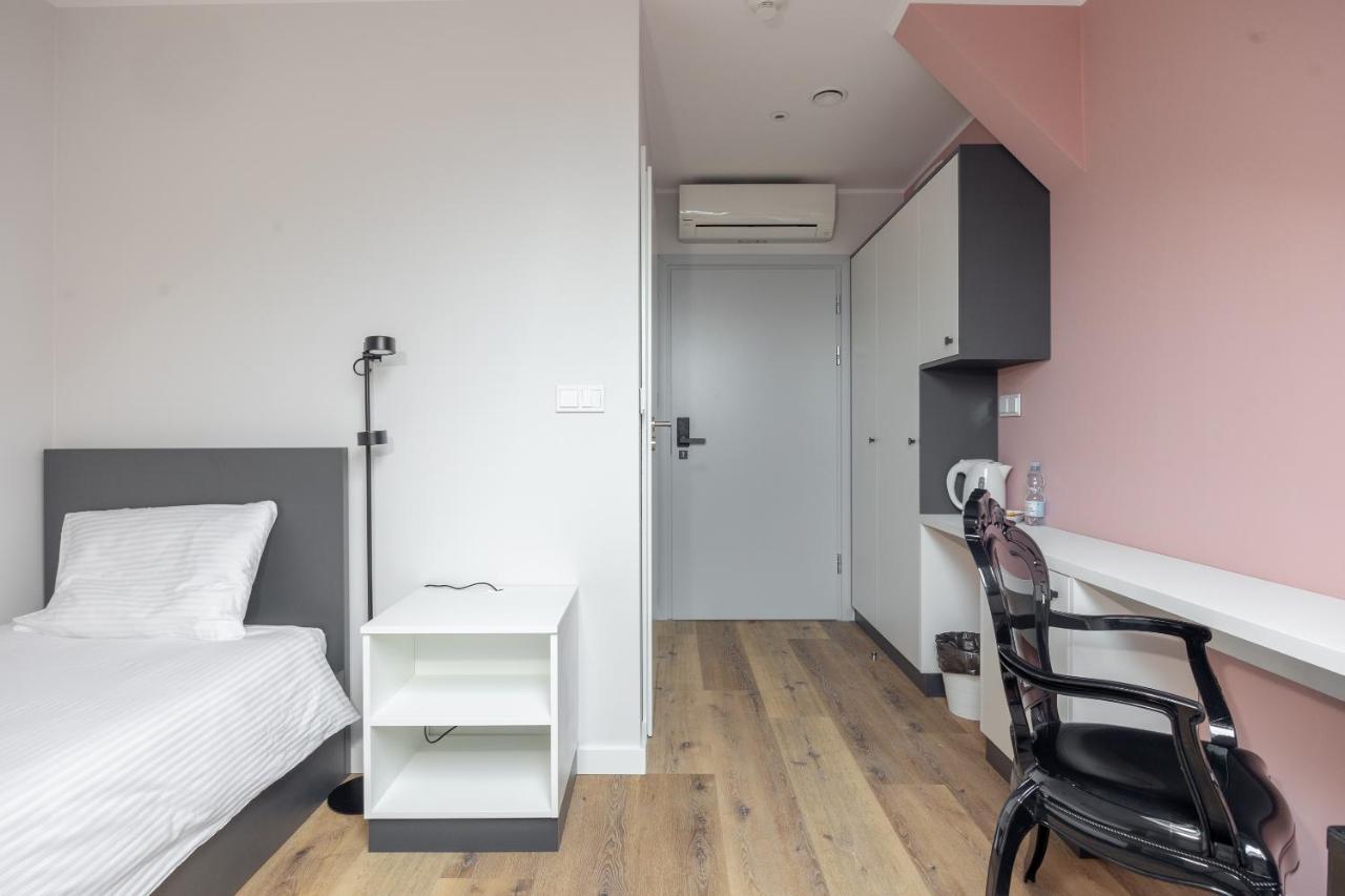 Ae Hostel Nowy Swiat Warszawa Exteriör bild