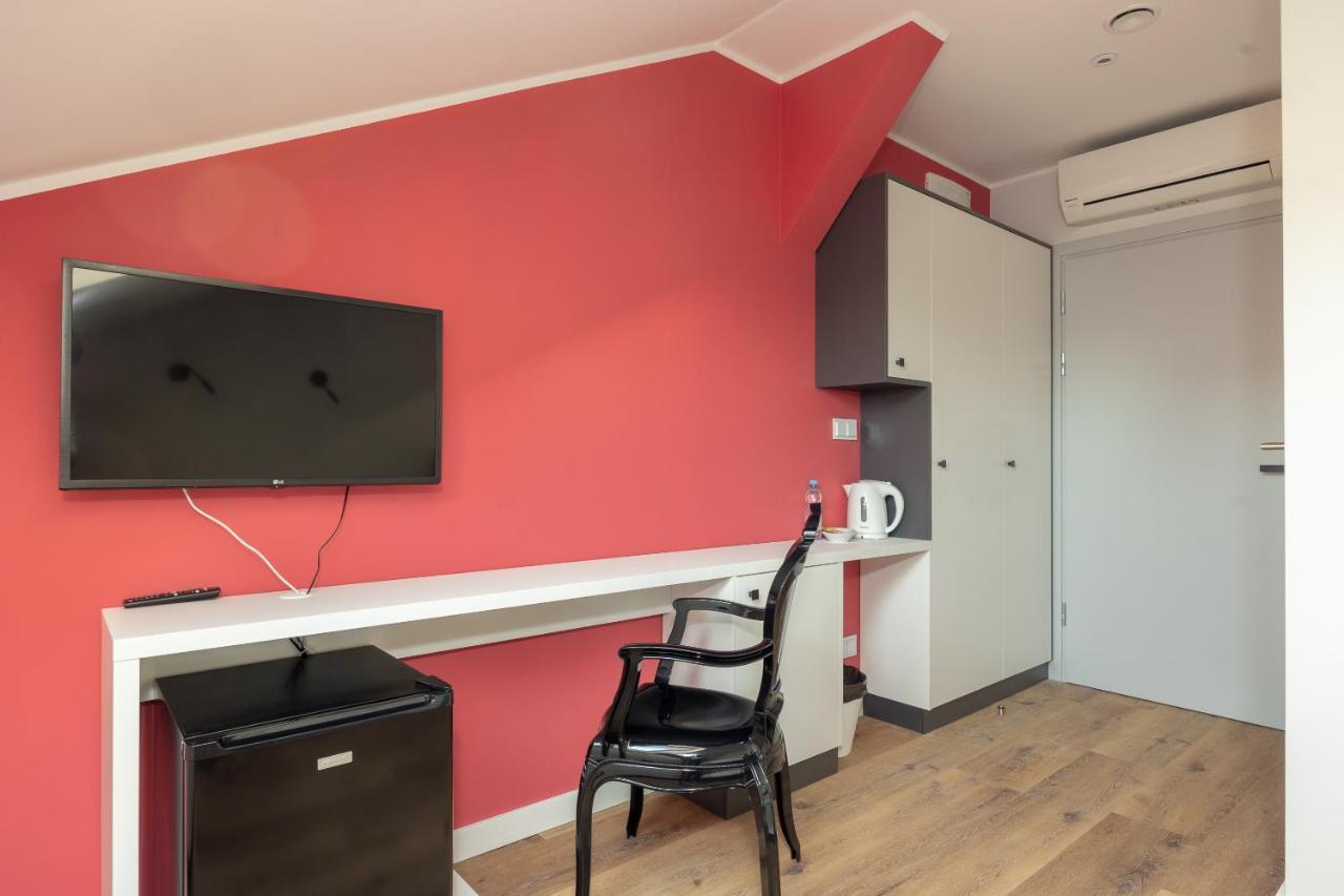 Ae Hostel Nowy Swiat Warszawa Exteriör bild