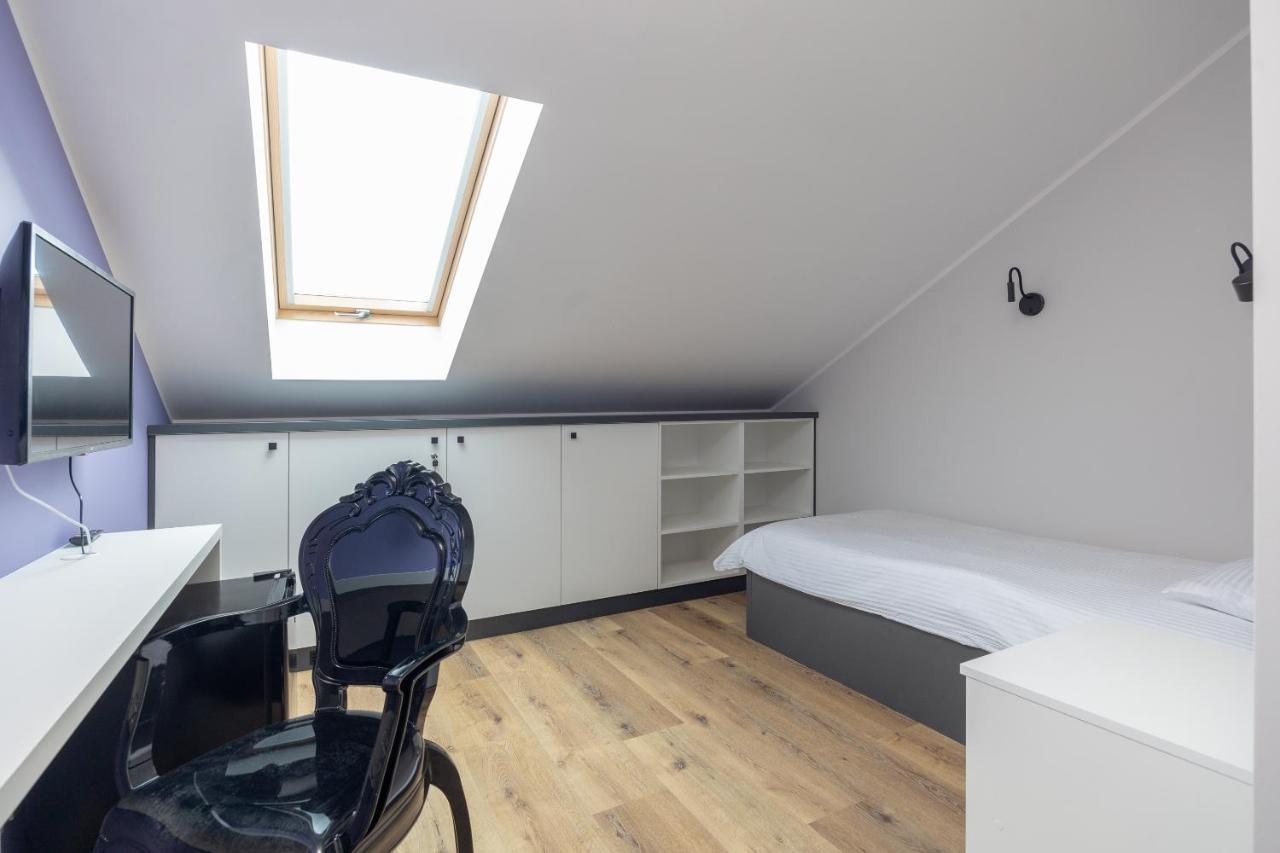 Ae Hostel Nowy Swiat Warszawa Exteriör bild