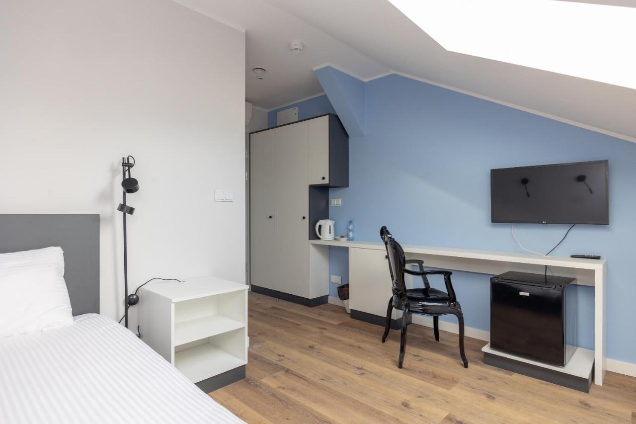 Ae Hostel Nowy Swiat Warszawa Exteriör bild